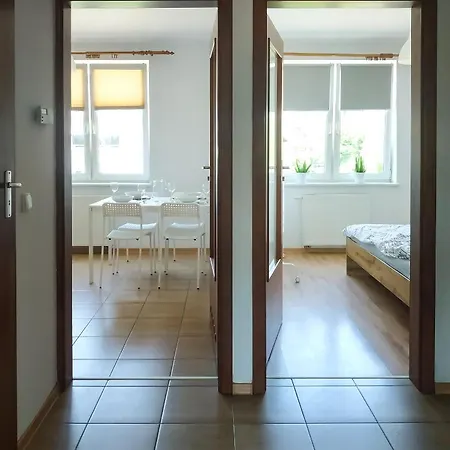 Uroczy Pod Skarpa Lägenhet Wadowice