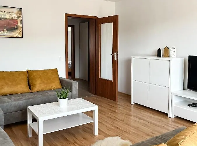 Uroczy Pod Skarpa Lejlighed